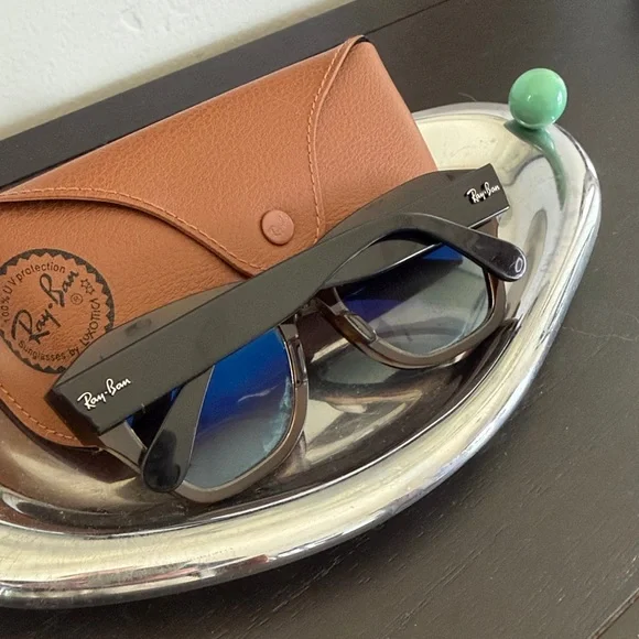 Ray-Ban State Street Classic Black Sunglasses - Picture 3 of 5